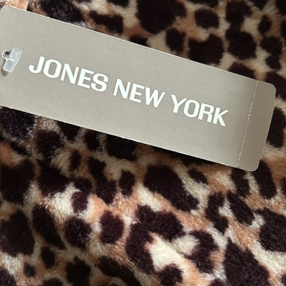 Jones NY Leopard Browntones Fleece Trim Long Robe - Picture 11 of 12